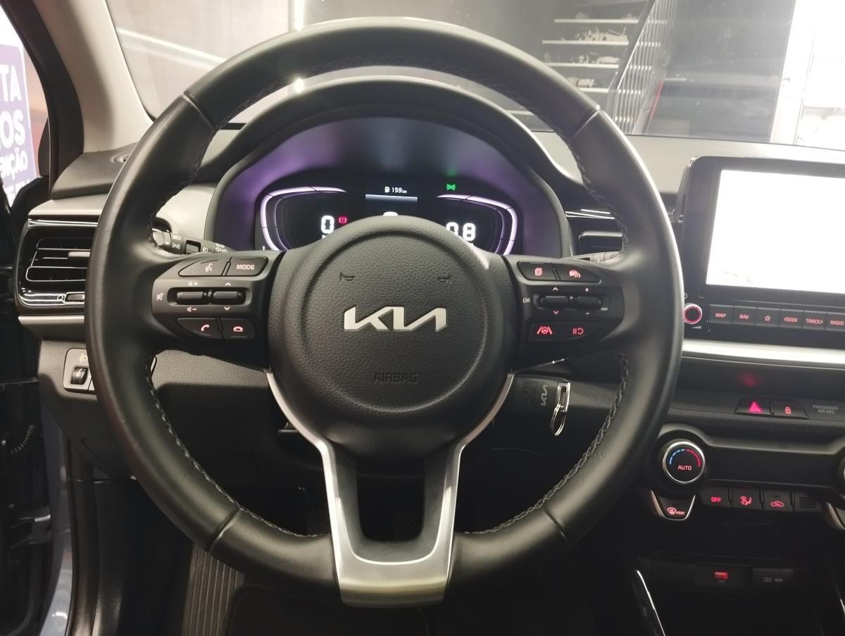 kia-stonic-2025-gasolina-998cc