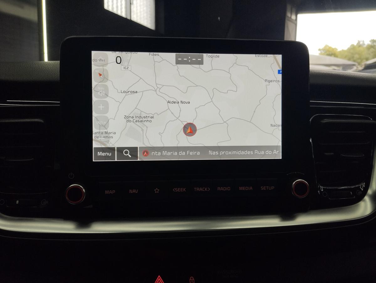 kia-stonic-2025-gasolina-998cc