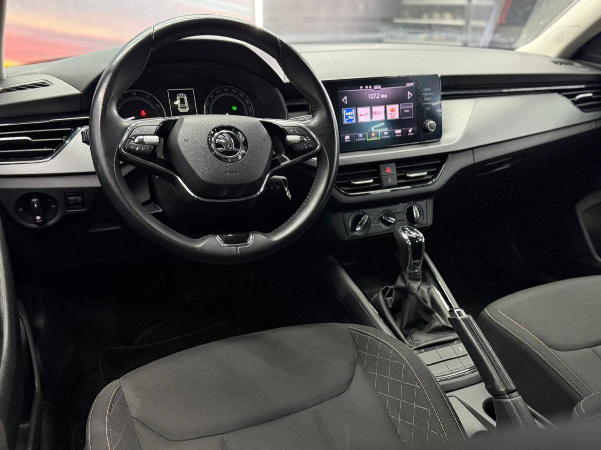 skoda-kamiq-2023-gasolina-999cc
