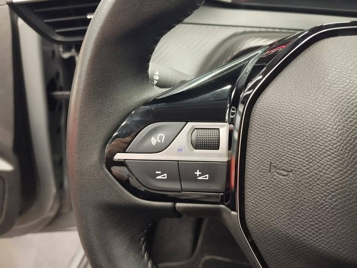 peugeot-208-2024-gasolina-1199cc