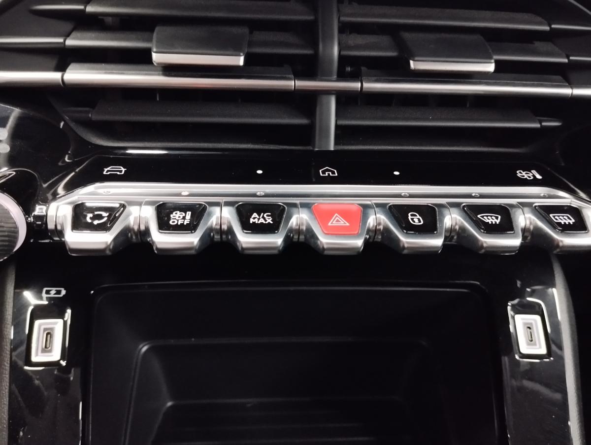 peugeot-208-2024-gasolina-1199cc