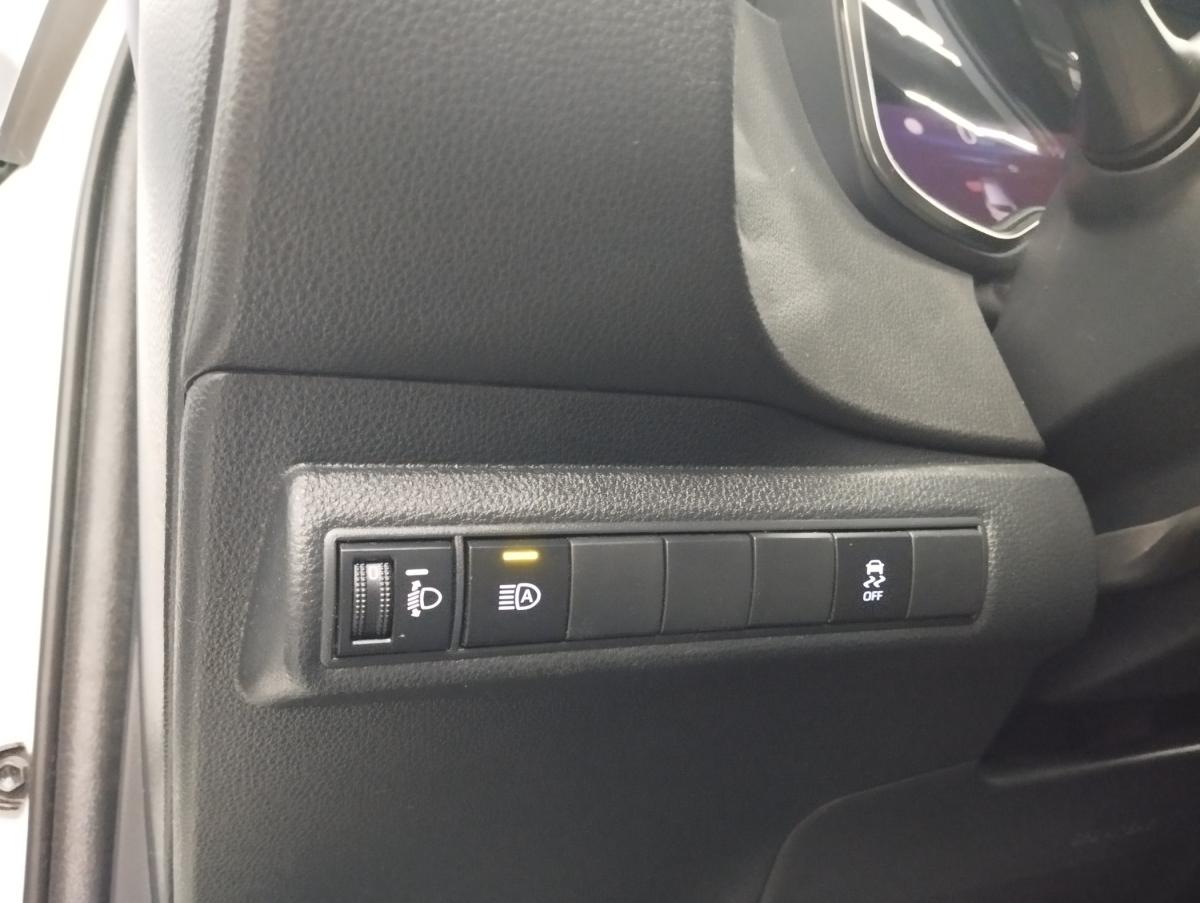 toyota-corolla-2022-hibrido-a-gasolina-1798cc