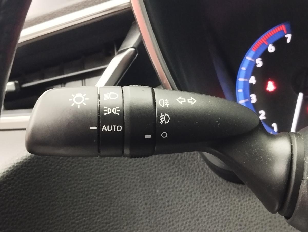 toyota-corolla-2022-hibrido-a-gasolina-1798cc