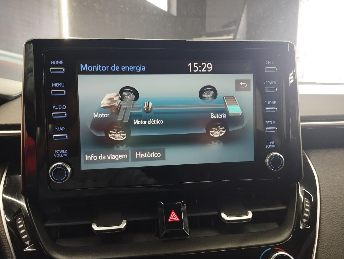 toyota-corolla-2022-hibrido-a-gasolina-1798cc