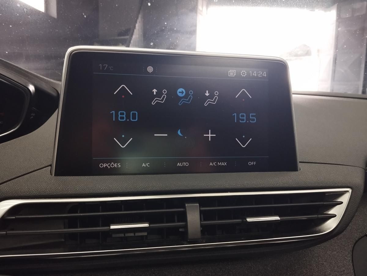 peugeot-5008-2019-diesel-1499cc