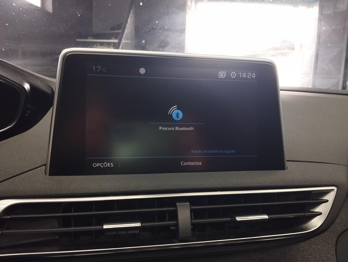 peugeot-5008-2019-diesel-1499cc