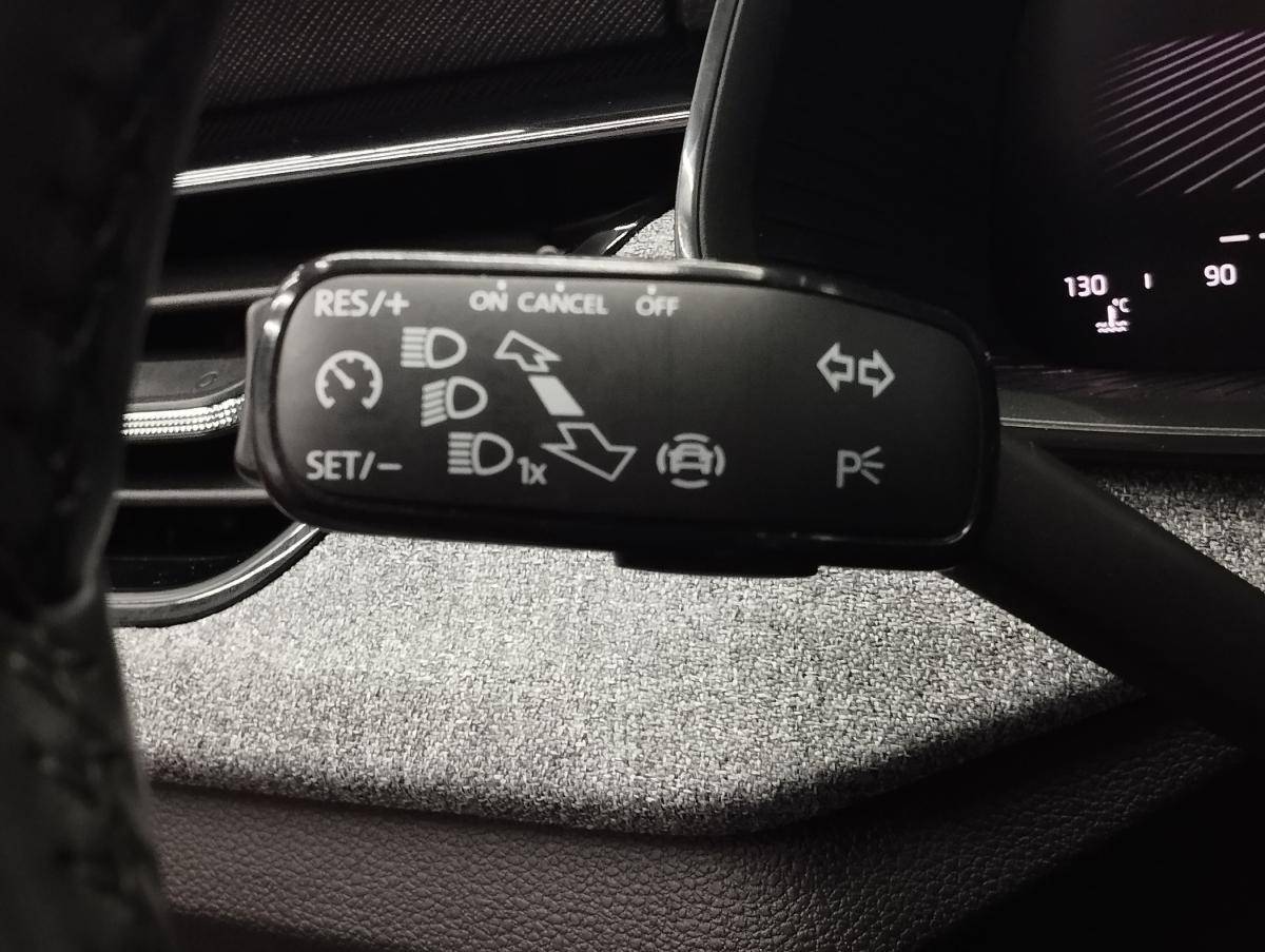 skoda-kamiq-2024-gasolina-999cc