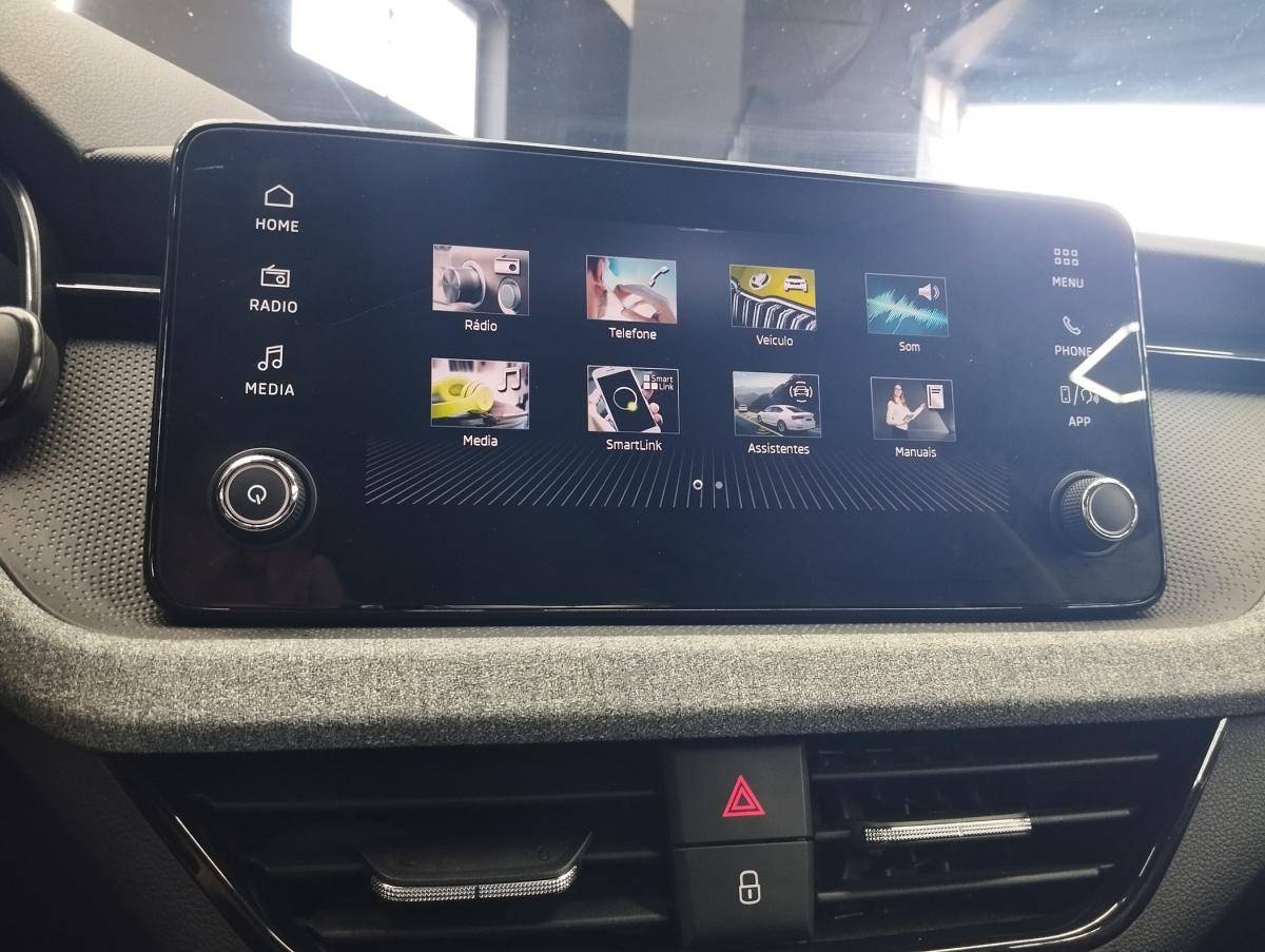skoda-kamiq-2024-gasolina-999cc
