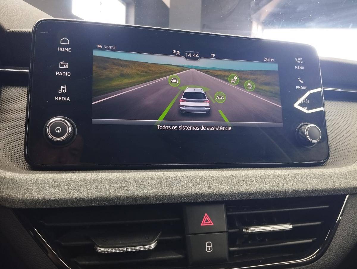 skoda-kamiq-2024-gasolina-999cc