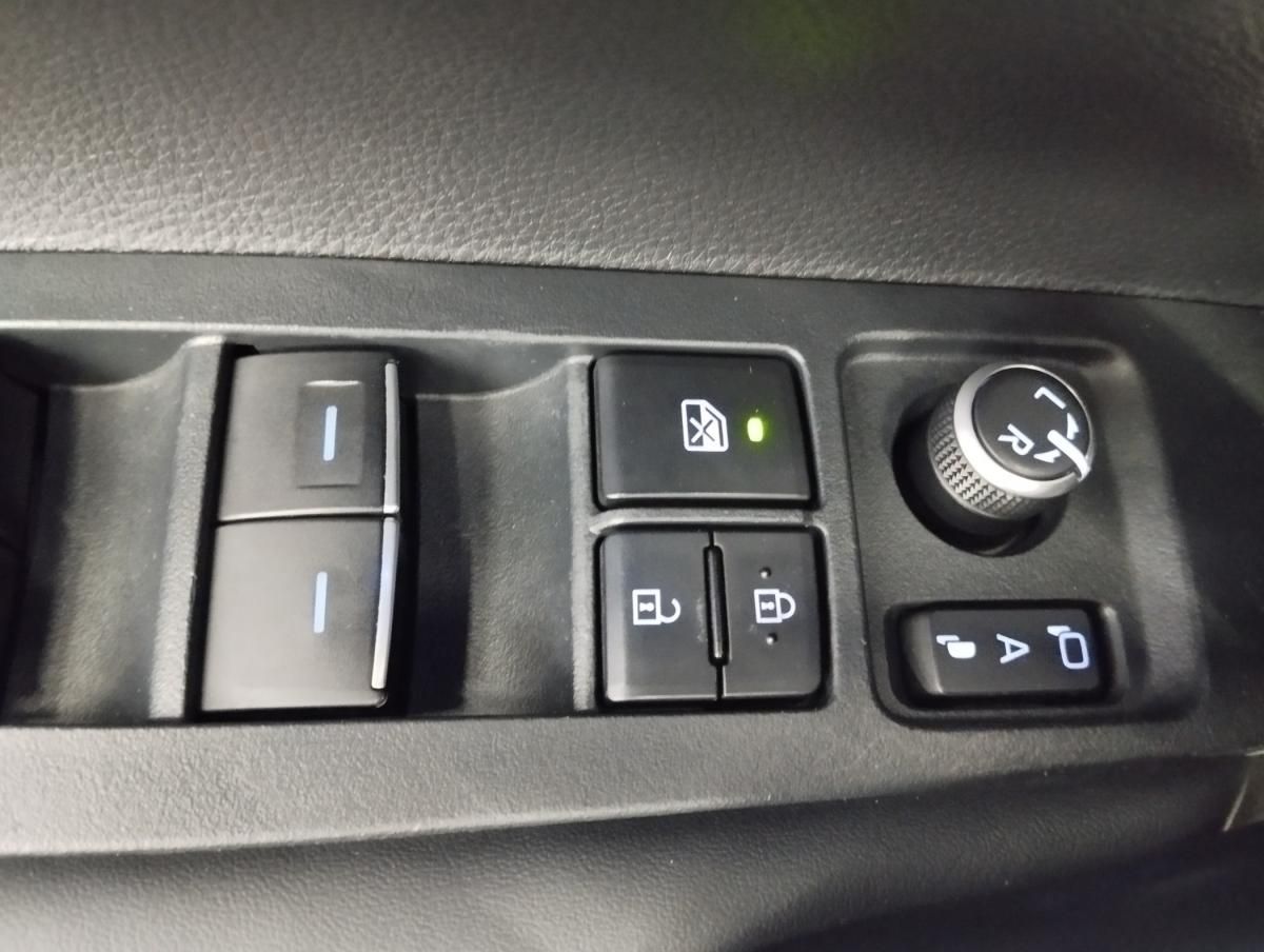 toyota-corolla-2022-hibrido-a-gasolina-1798cc