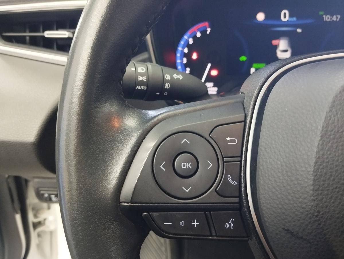 toyota-corolla-2022-hibrido-a-gasolina-1798cc