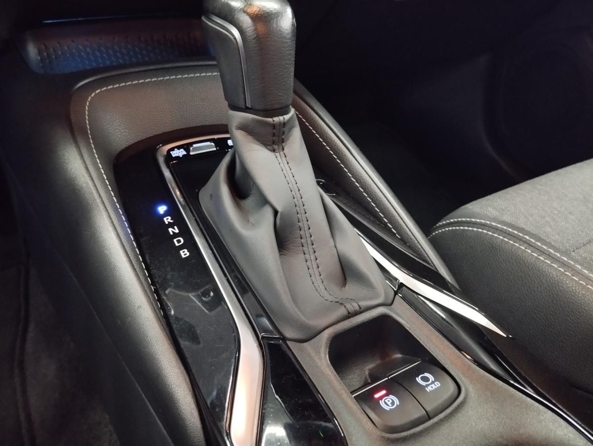 toyota-corolla-2022-hibrido-a-gasolina-1798cc