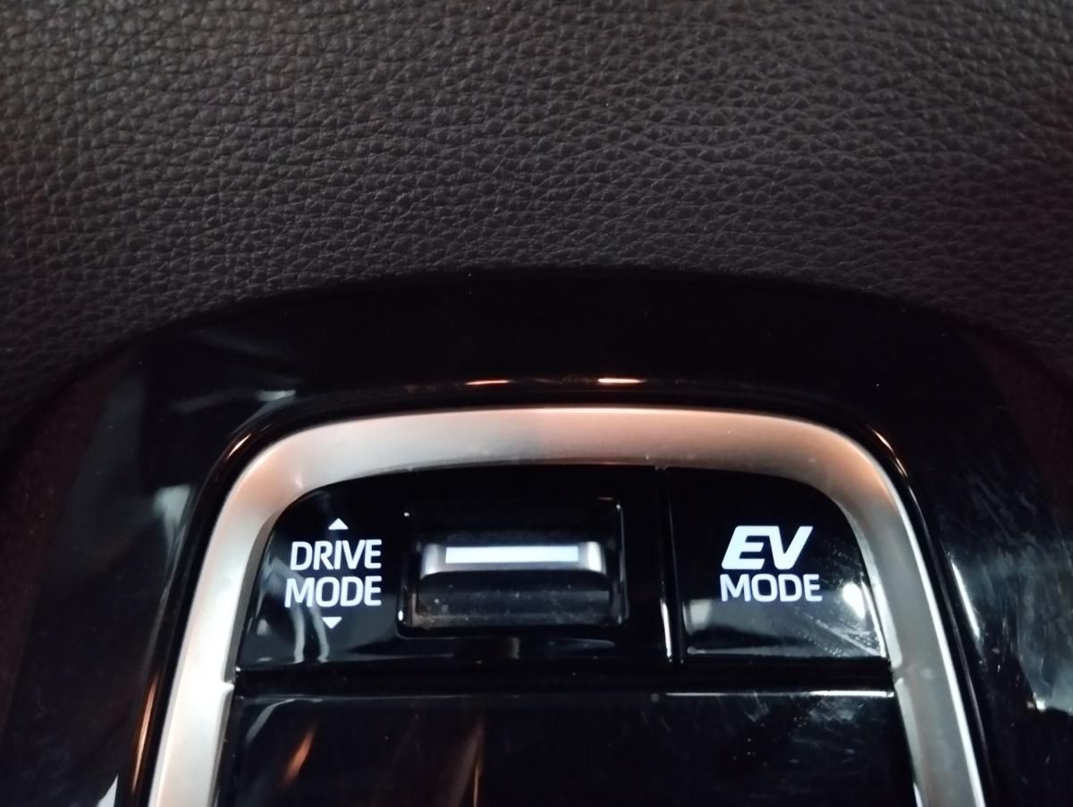 toyota-corolla-2022-hibrido-a-gasolina-1798cc