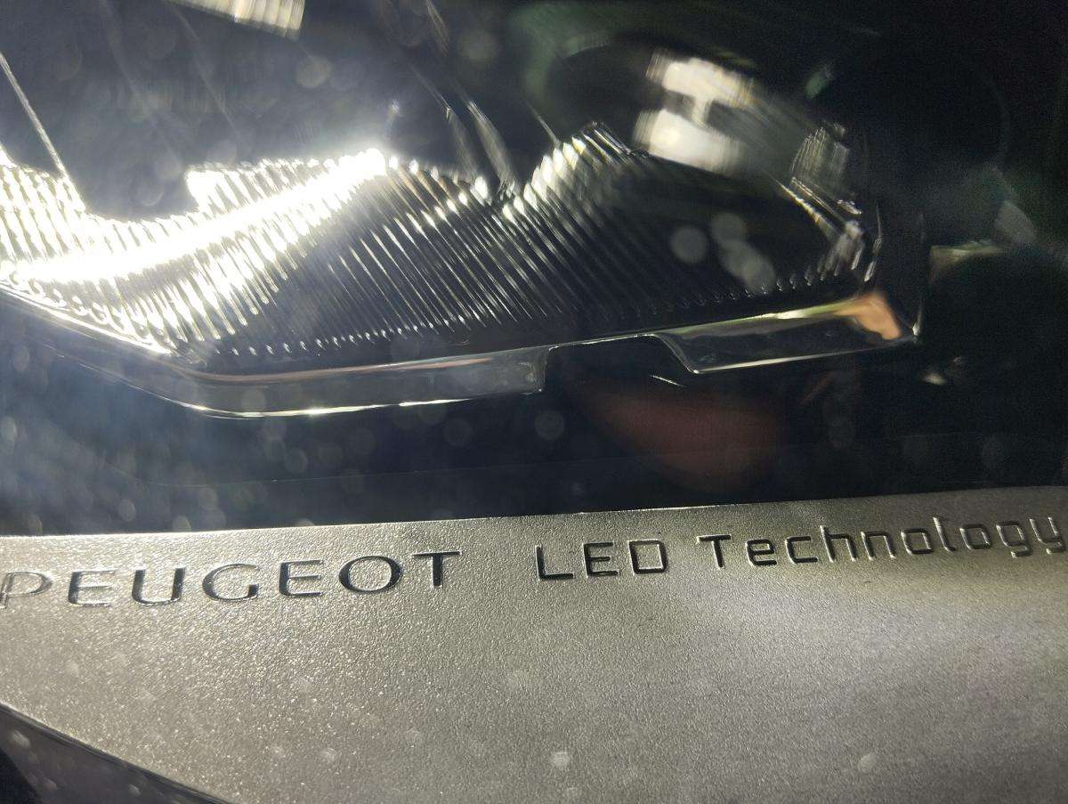 peugeot-3008-2023-diesel-1499cc