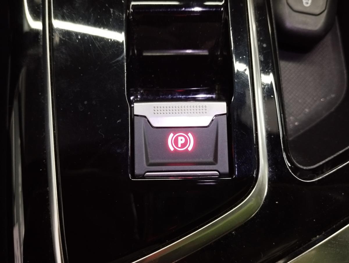 peugeot-3008-2023-diesel-1499cc
