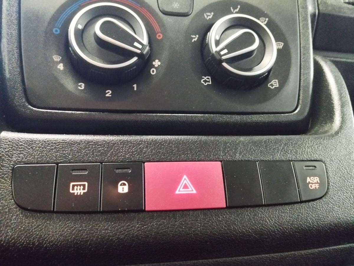peugeot-boxer-2019-diesel-2179cc