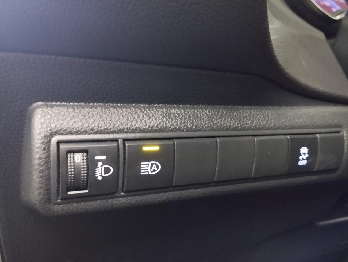 toyota-corolla-2022-hibrido-a-gasolina-1798cc