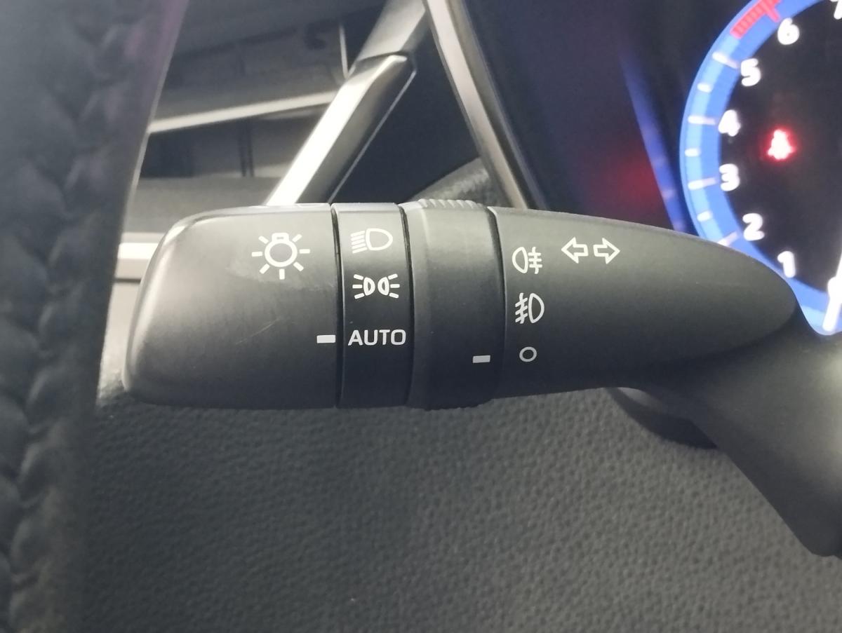 toyota-corolla-2022-hibrido-a-gasolina-1798cc