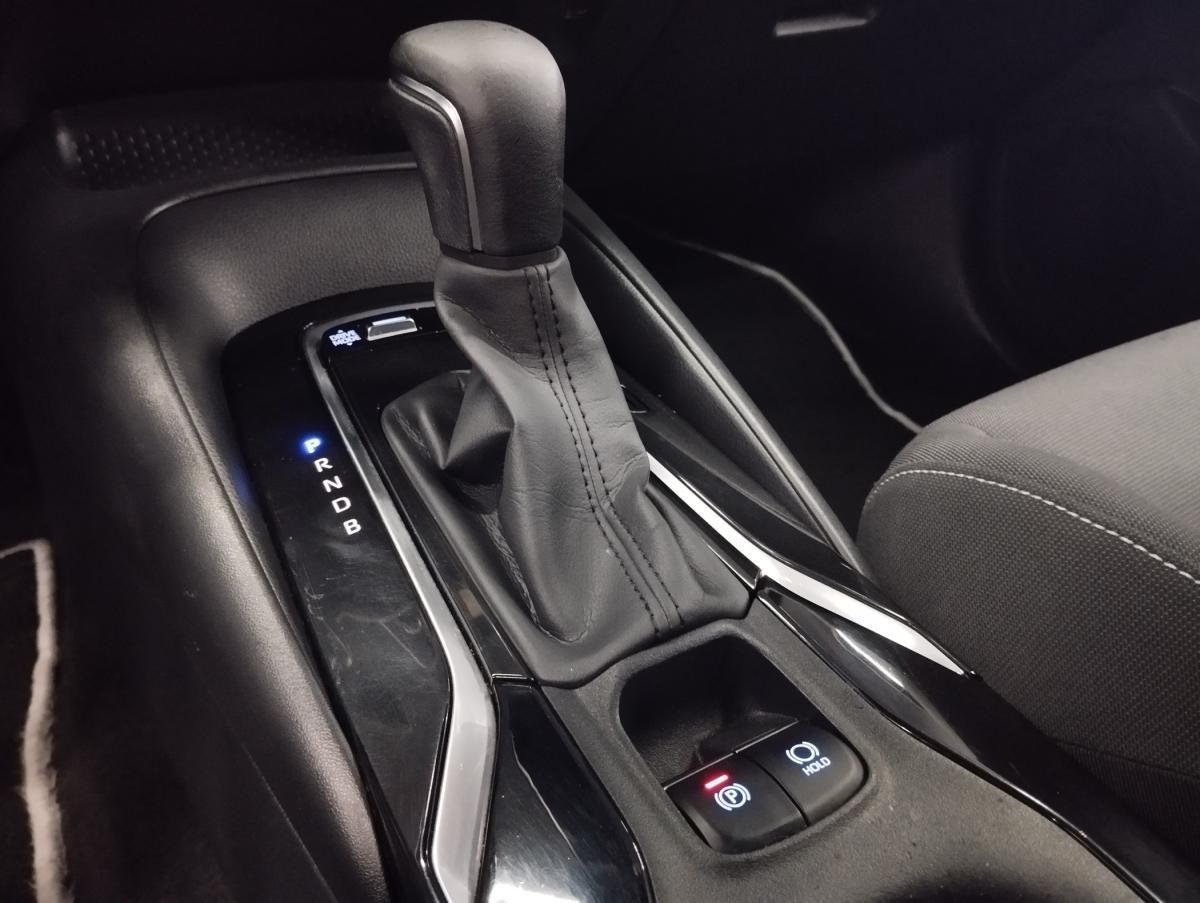 toyota-corolla-2022-hibrido-a-gasolina-1798cc