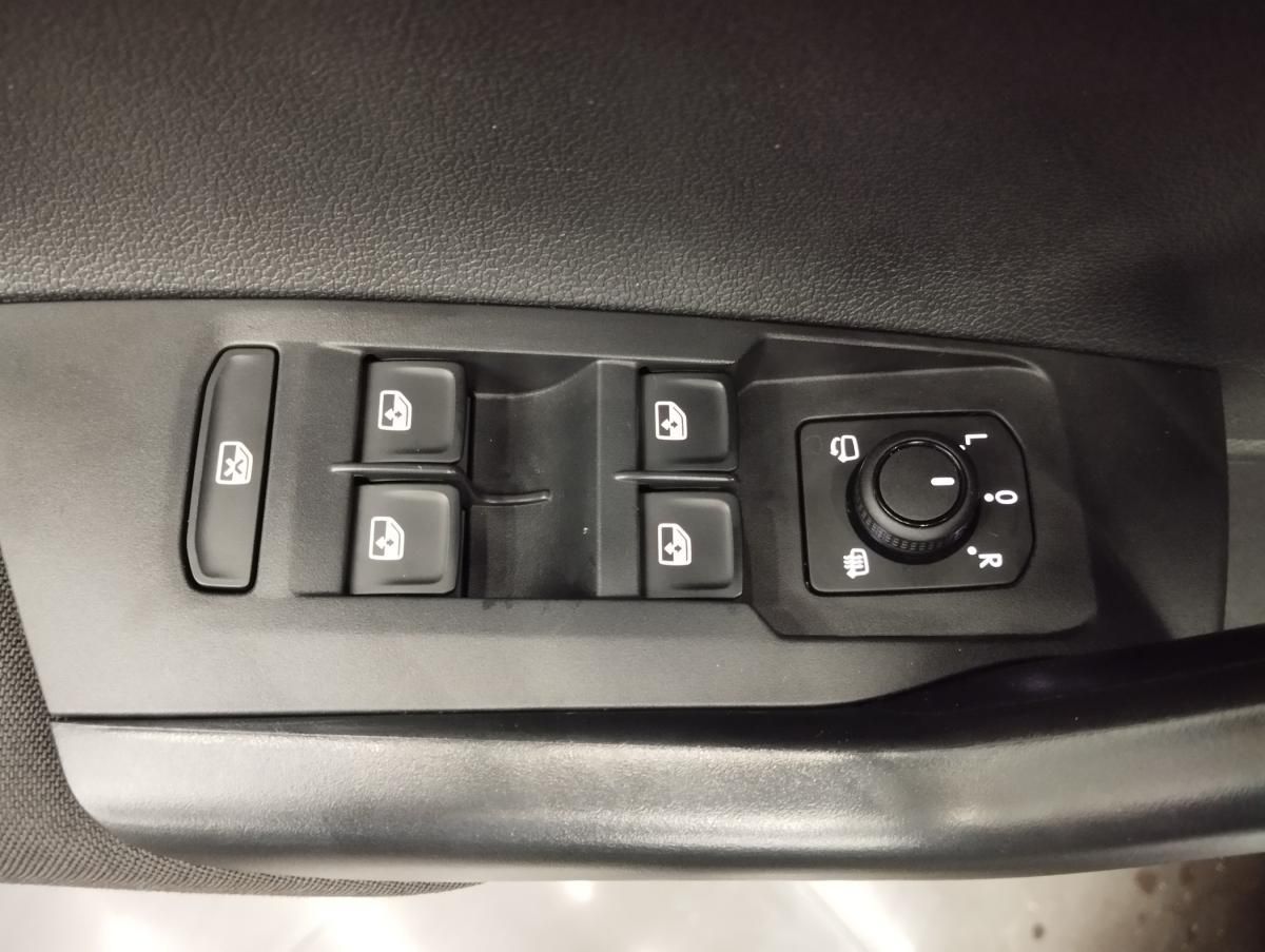 volkswagen-taigo-2025-gasolina-999cc