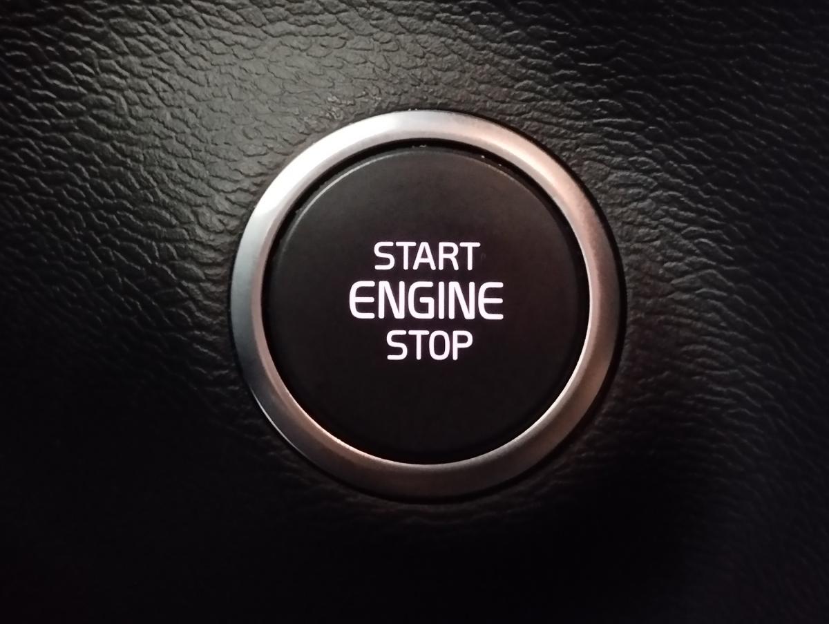 volvo-xc40-2023-gasolina-1477cc