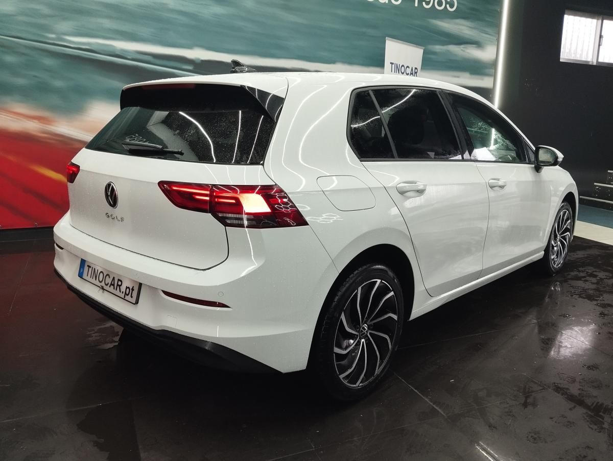 volkswagen-golf-2023-gasolina-999cc