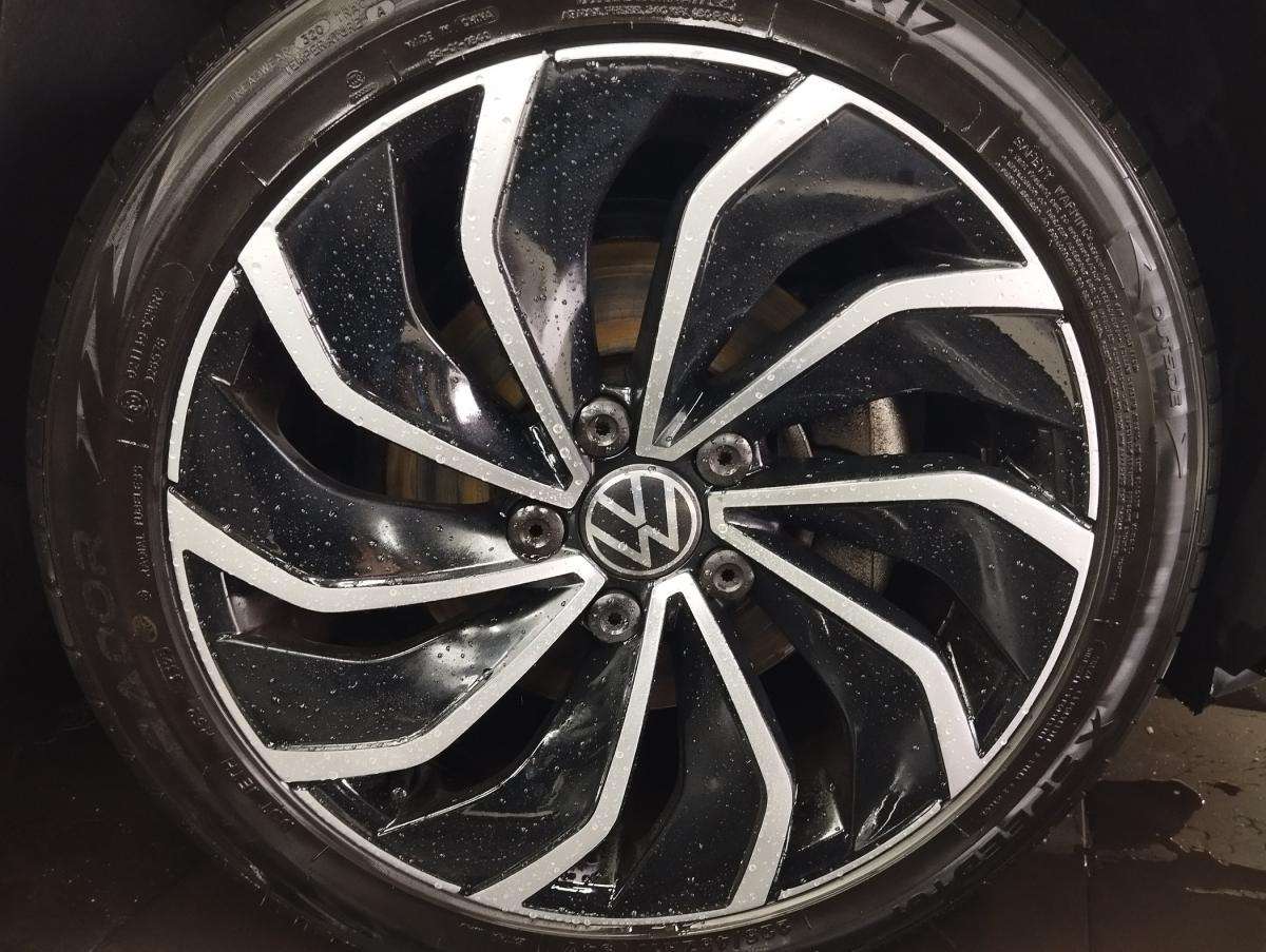 volkswagen-golf-2023-gasolina-999cc