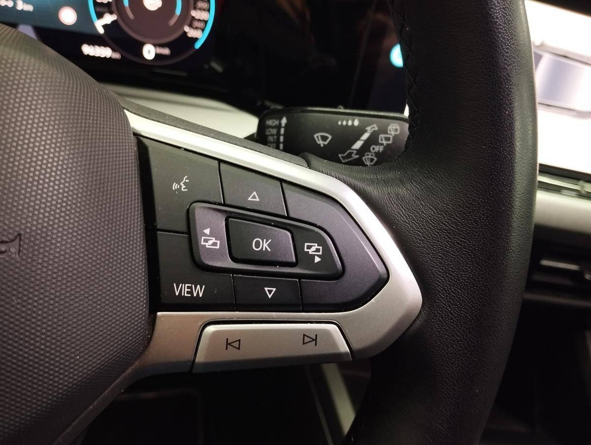 volkswagen-golf-2023-gasolina-999cc