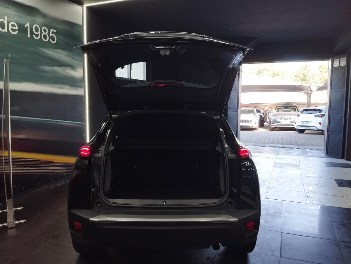 peugeot-2008-2024-gasolina-1199cc