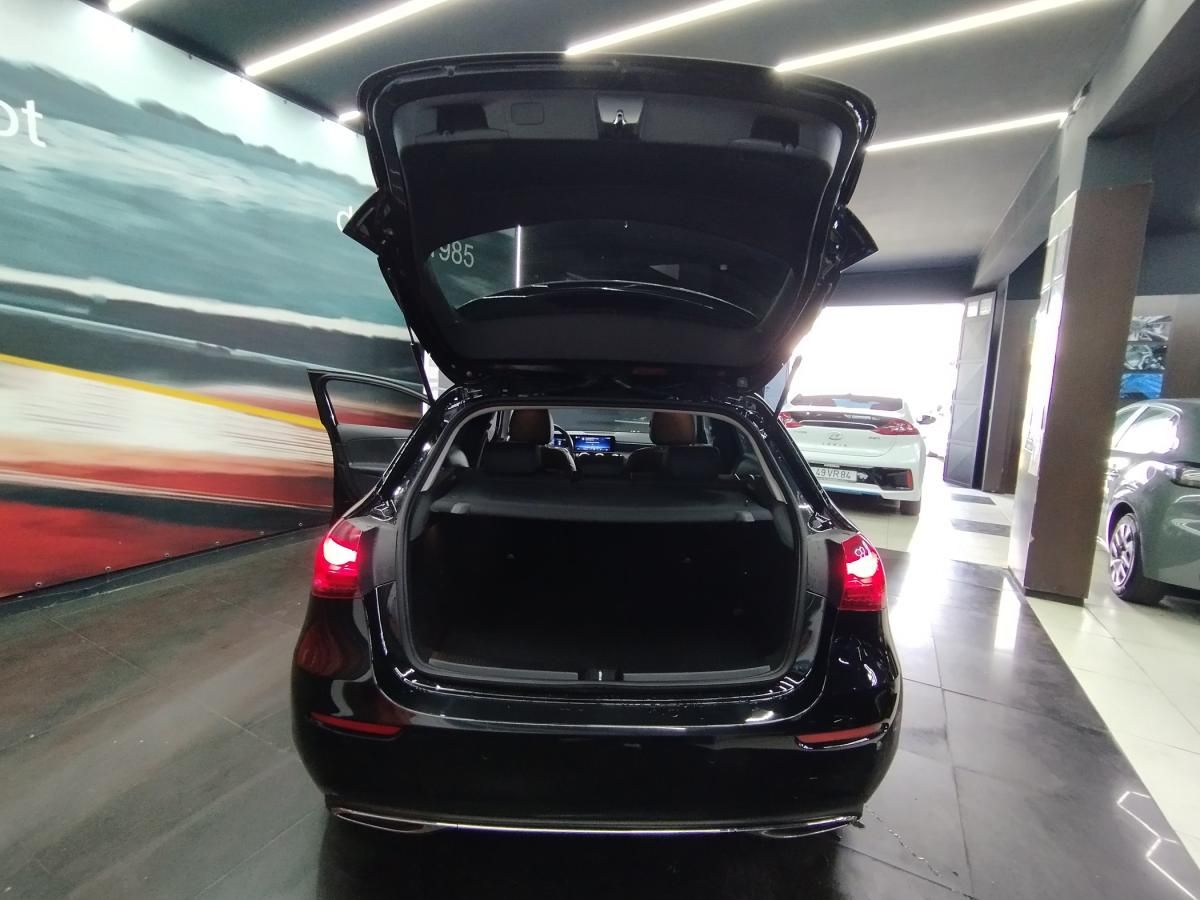 mercedes-benz-classe-a-2023-gasolina-1332cc