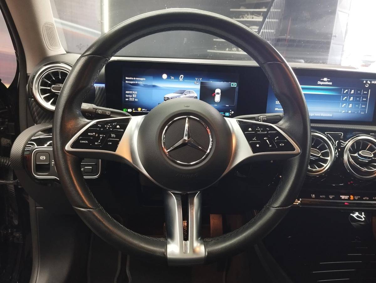 mercedes-benz-classe-a-2023-gasolina-1332cc