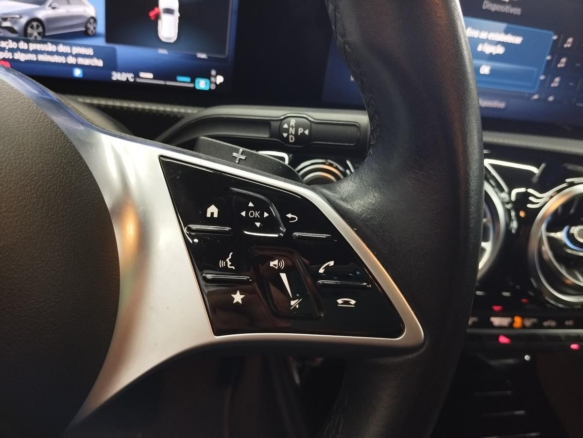 mercedes-benz-classe-a-2023-gasolina-1332cc