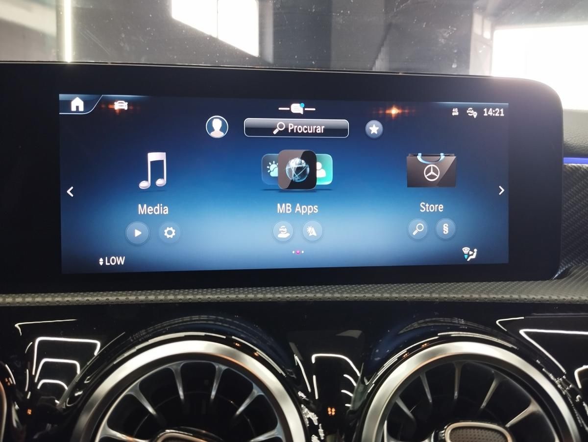 mercedes-benz-classe-a-2023-gasolina-1332cc