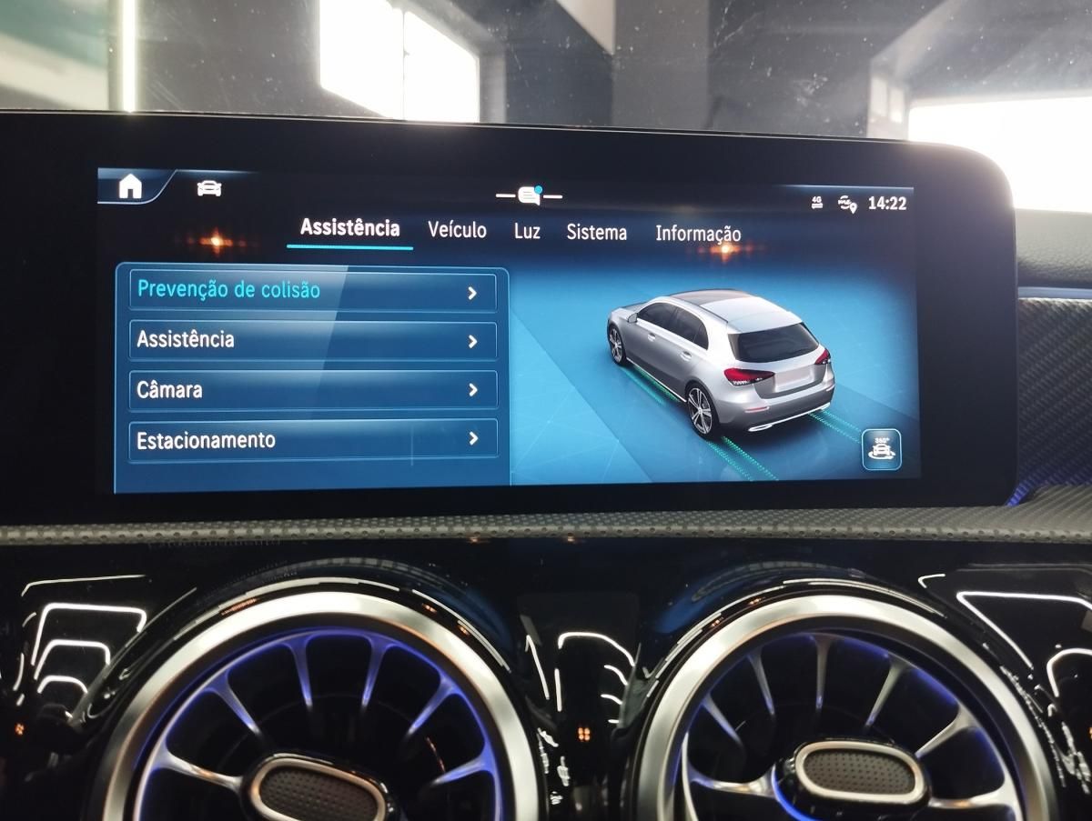 mercedes-benz-classe-a-2023-gasolina-1332cc