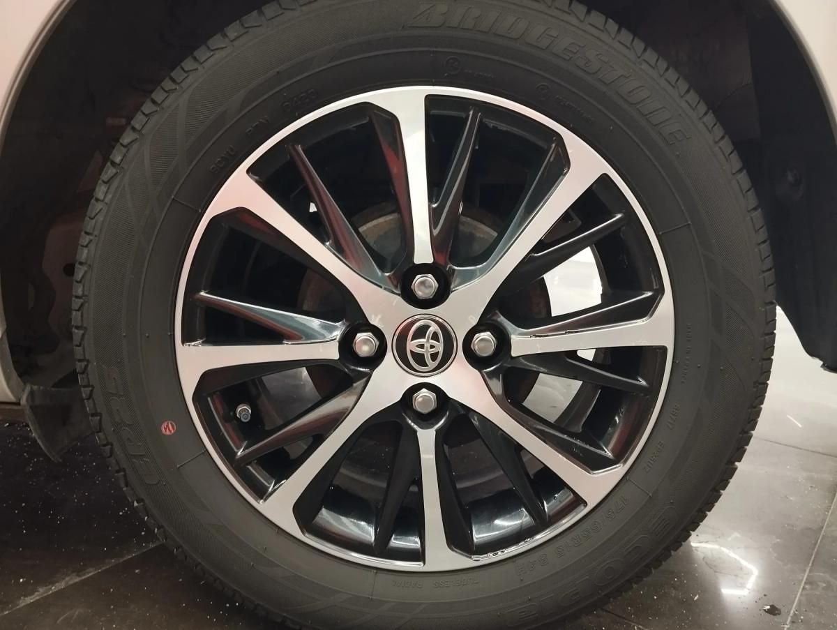toyota-yaris-2020-gasolina-998cc
