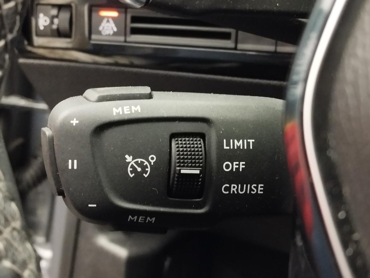 peugeot-508-sw-2022-diesel-1499cc