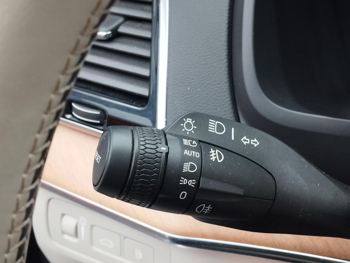 volvo-xc90-2022-hibrido-a-gasolina-1969cc