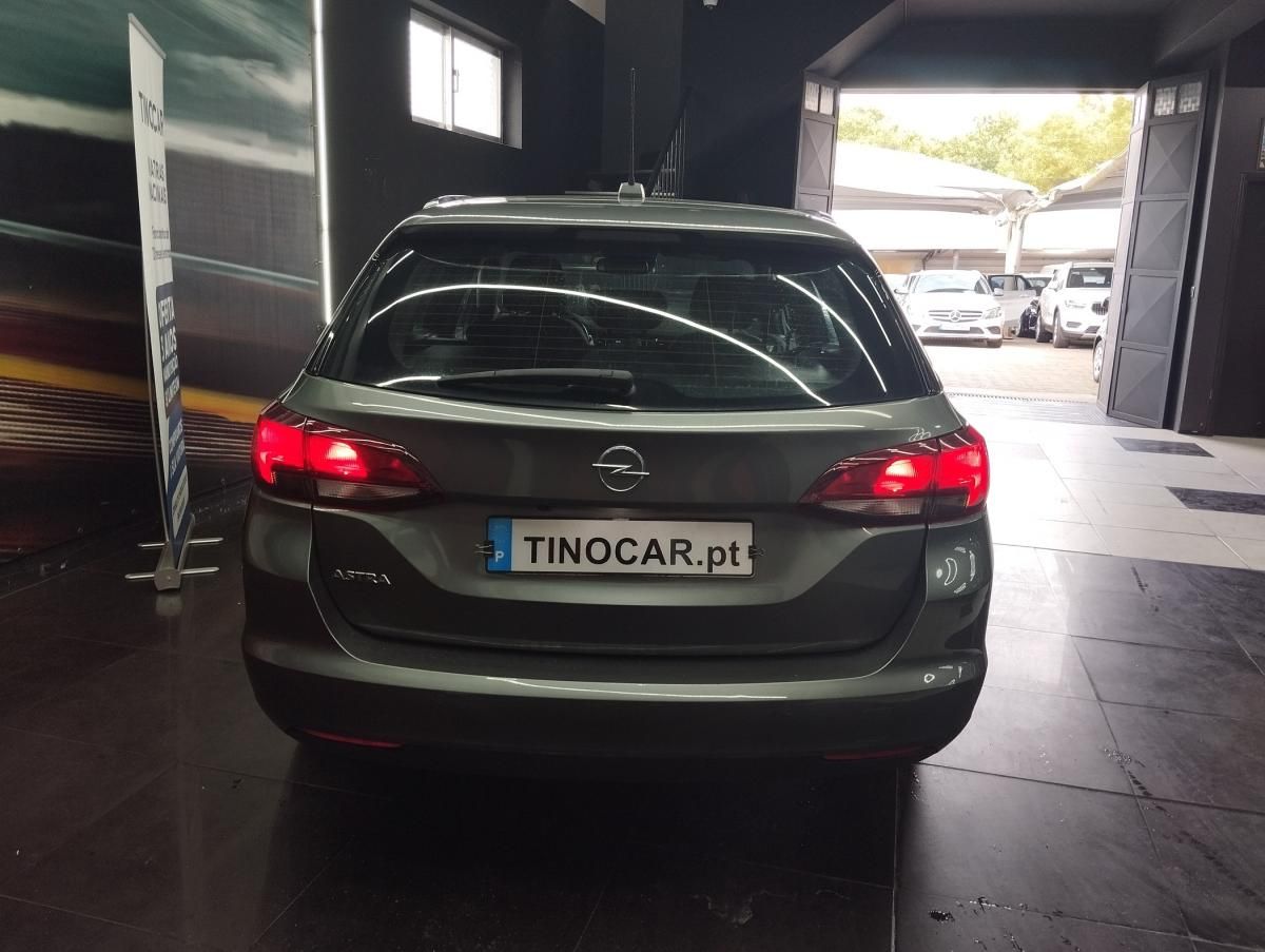 opel-astra-sport-tourer-2021-diesel-1496cc