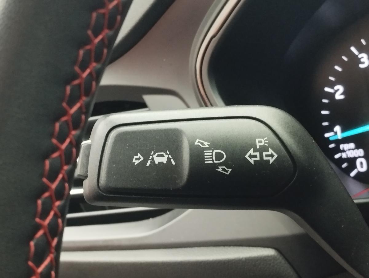 ford-focus-2022-gasolina-998cc