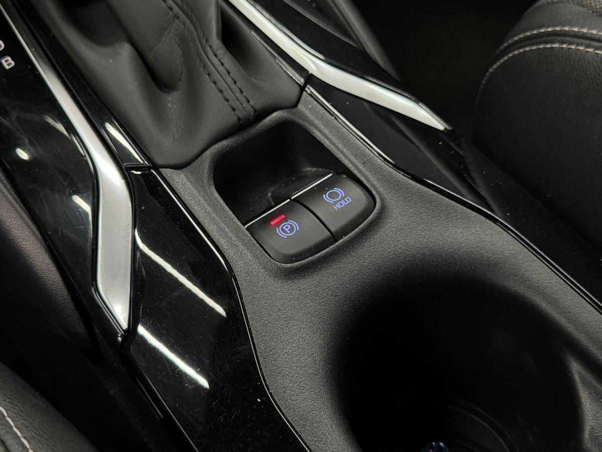 toyota-corolla-2022-hibrido-a-gasolina-1798cc