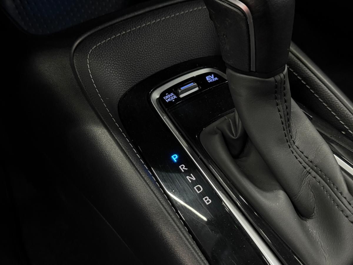 toyota-corolla-2022-hibrido-a-gasolina-1798cc