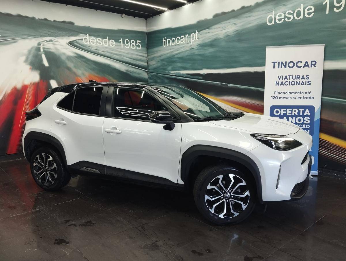 toyota-yaris-cross-2024-hibrido-a-gasolina-1490cc