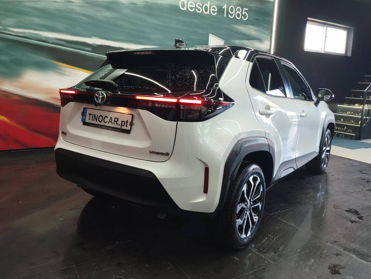 toyota-yaris-cross-2024-hibrido-a-gasolina-1490cc