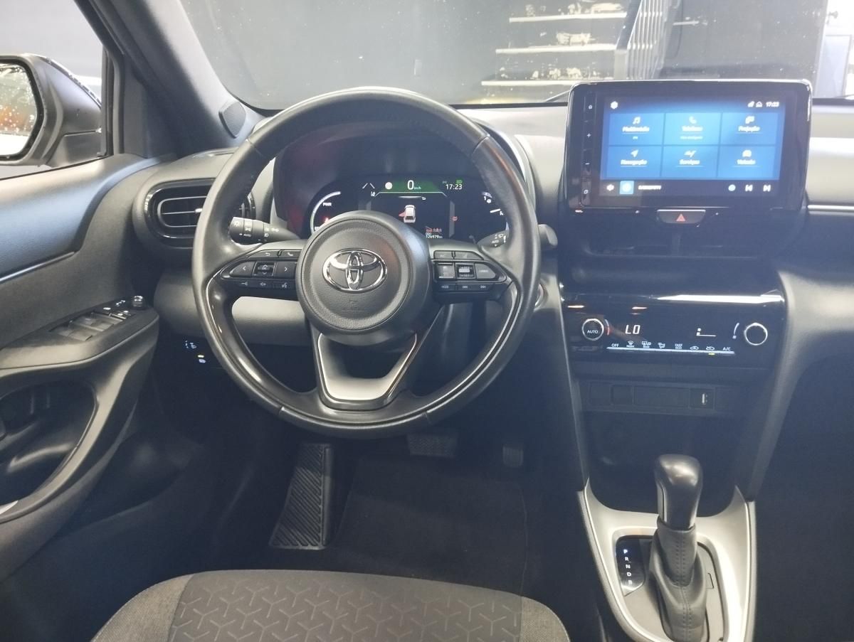 toyota-yaris-cross-2024-hibrido-a-gasolina-1490cc