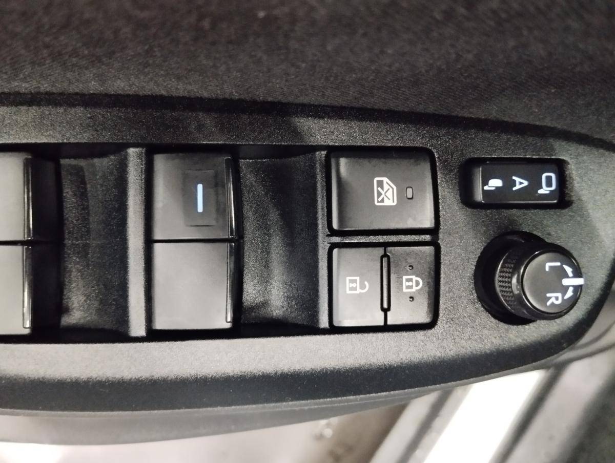 toyota-yaris-cross-2024-hibrido-a-gasolina-1490cc