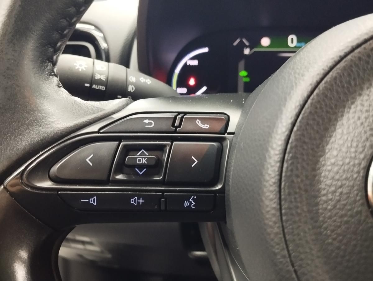 toyota-yaris-cross-2024-hibrido-a-gasolina-1490cc
