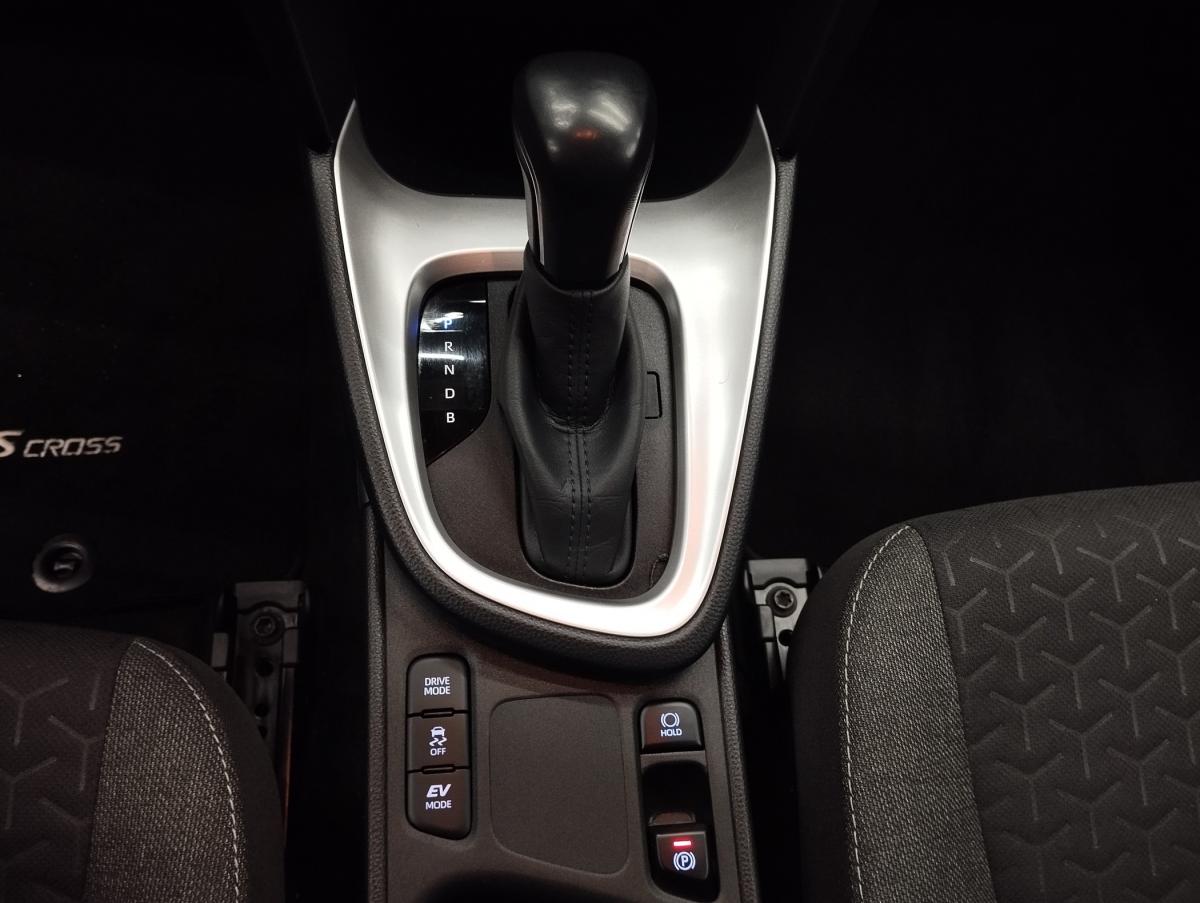 toyota-yaris-cross-2024-hibrido-a-gasolina-1490cc
