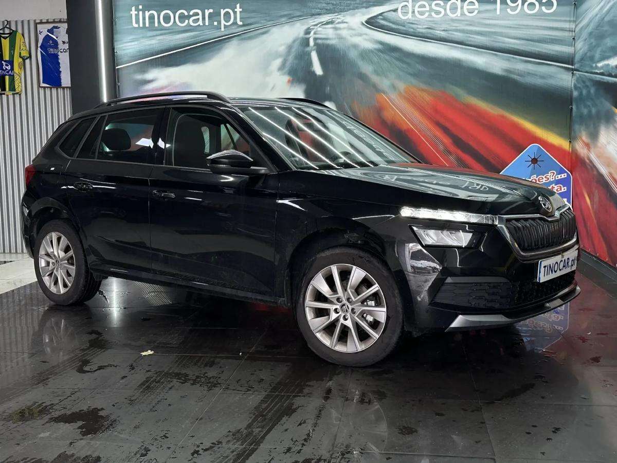 skoda-kamiq-2023-gasolina-999cc