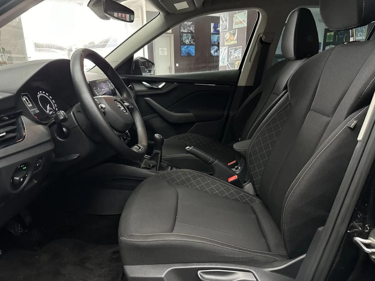 skoda-kamiq-2023-gasolina-999cc