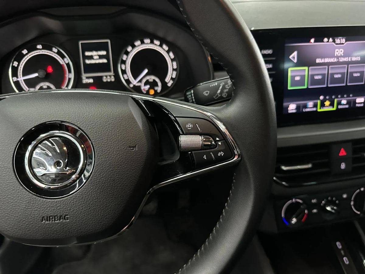 skoda-kamiq-2023-gasolina-999cc